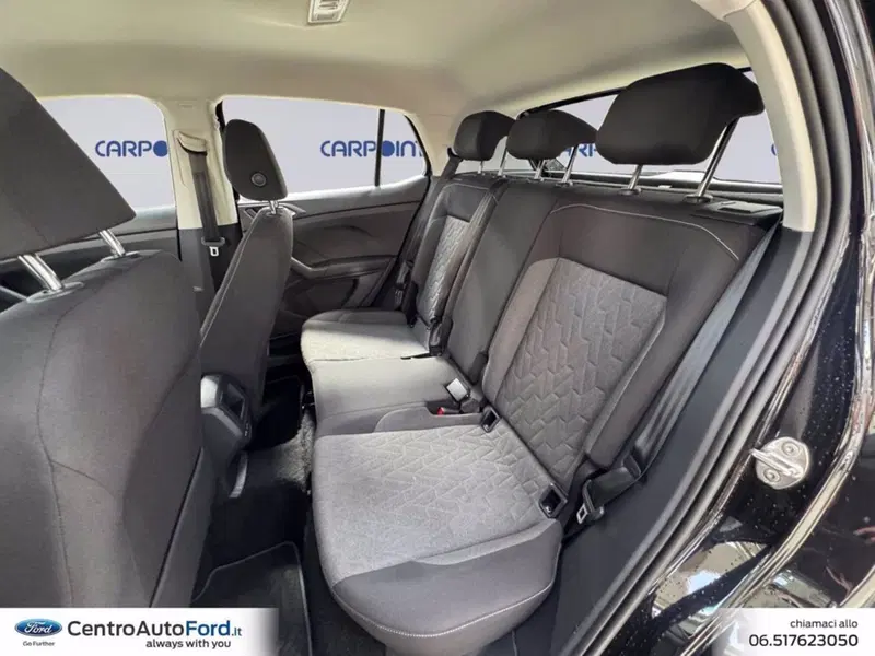 Volkswagen T-Cross usata a Roma (13)
