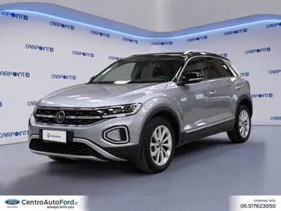 Volkswagen T-Roc 1.0 TSI Style del 2023 usata a Albano Laziale