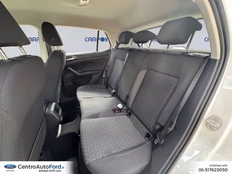 Volkswagen T-Cross usata a Roma (13)