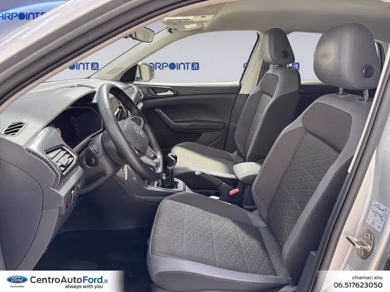 Volkswagen T-Cross usata a Roma (9)