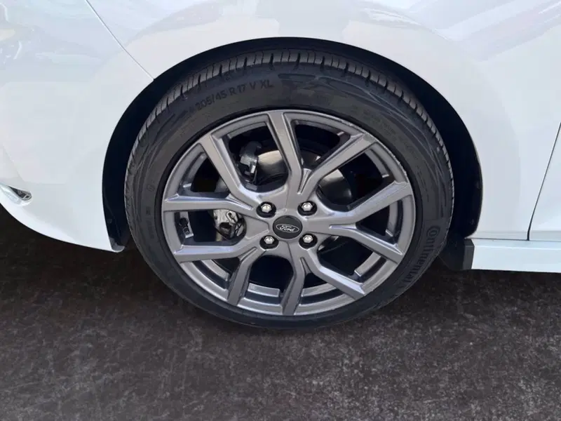 Ford Fiesta usata a Milano (9)