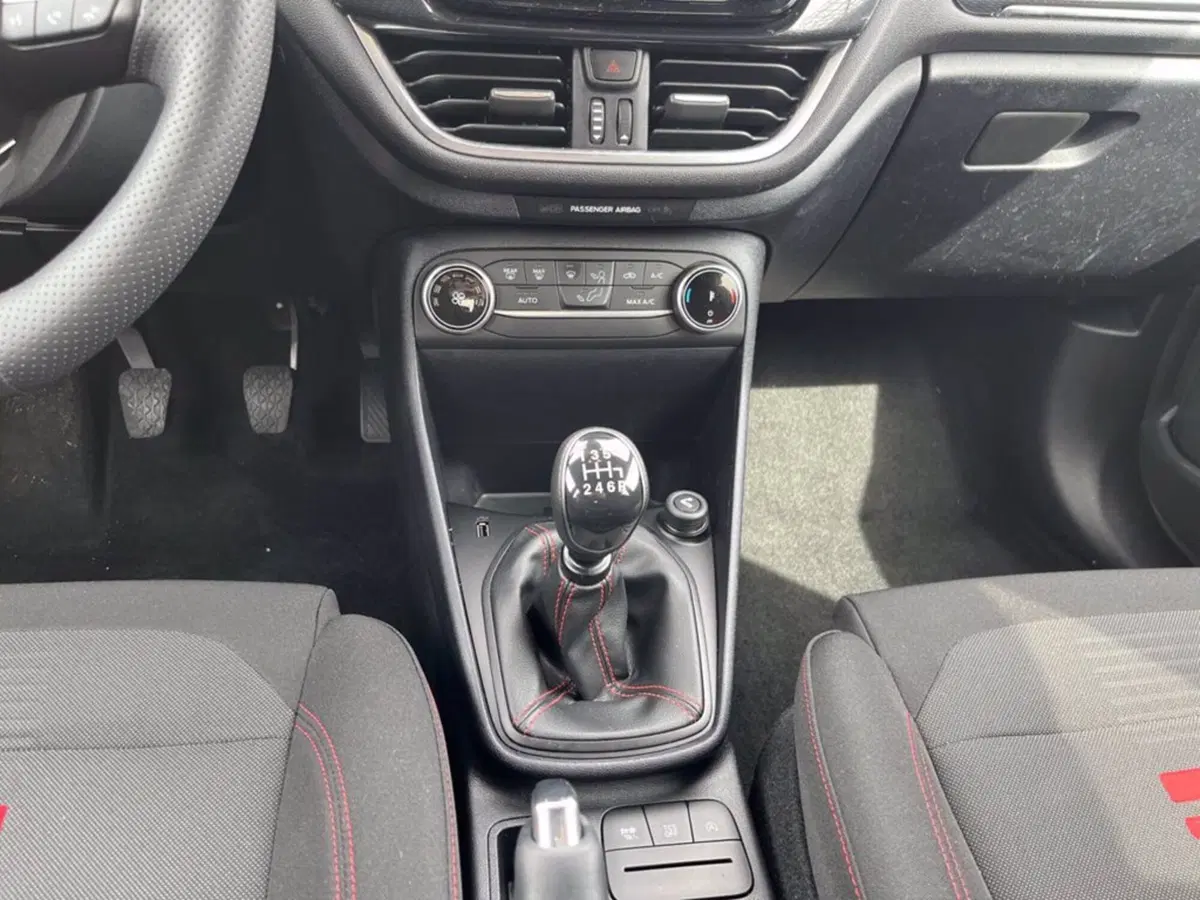 Ford Fiesta usata a Milano (16)