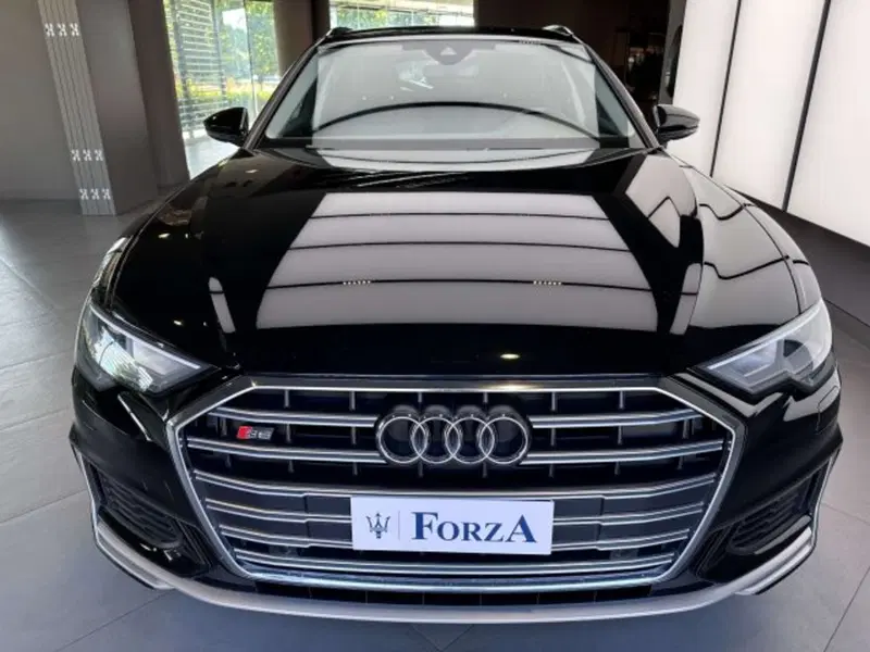 Audi S6 Avant usata a Torino (2)