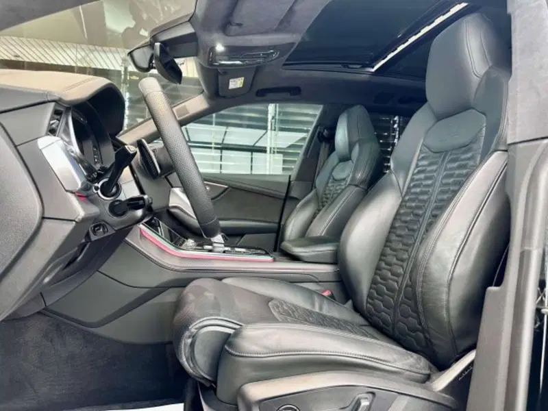 Audi RS Q8 usata a Torino (10)