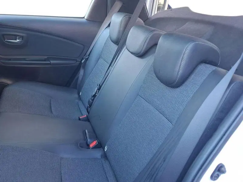 Toyota Yaris usata a Torino (14)