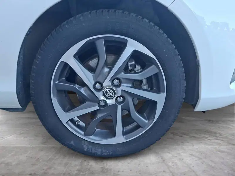 Toyota Yaris usata a Torino (8)