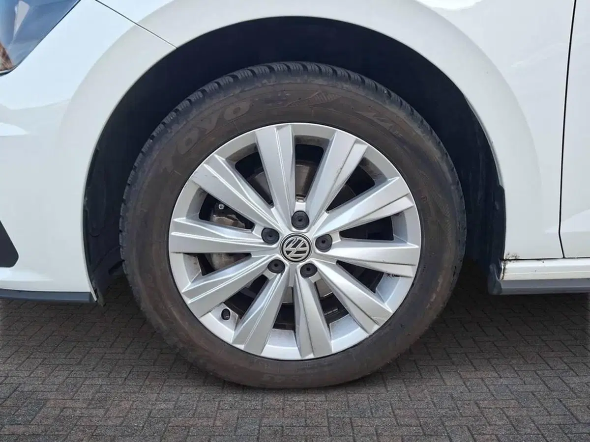 Volkswagen Polo usata a Torino (7)