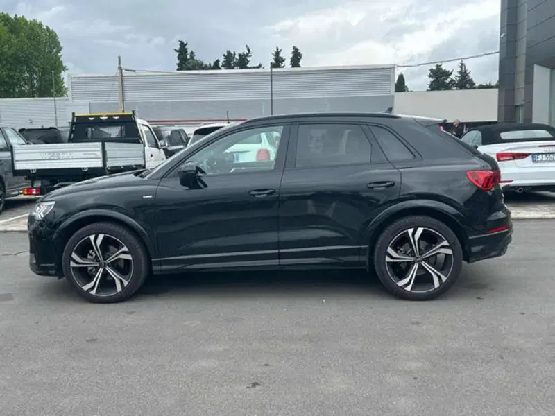 Audi Q3 Sportback usata a Lucca (4)