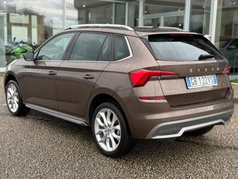 Skoda Kamiq usata a Lucca (6)