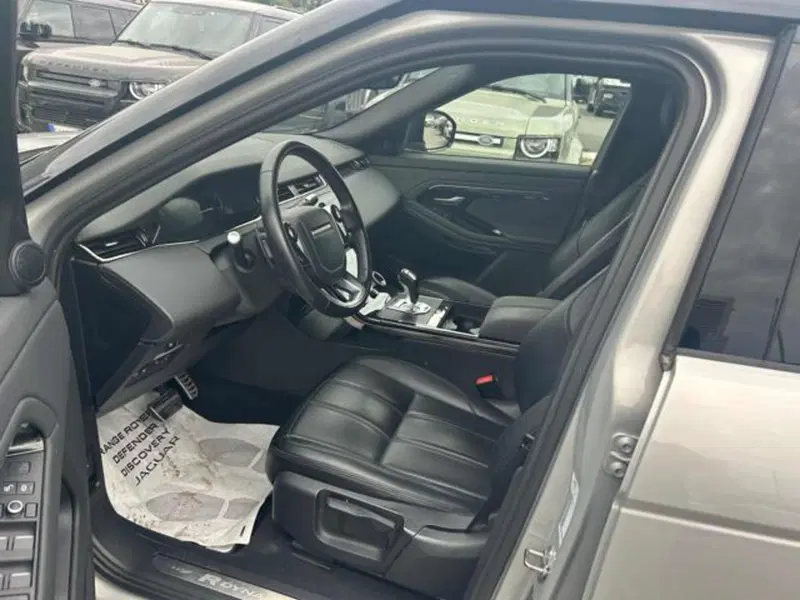 Land Rover Range Rover Evoque usata a Lucca (11)