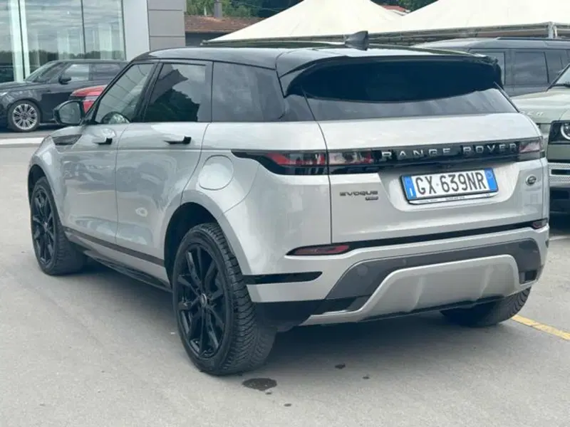Land Rover Range Rover Evoque usata a Lucca (8)