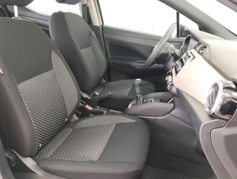 Nissan Micra usata a Como (3)