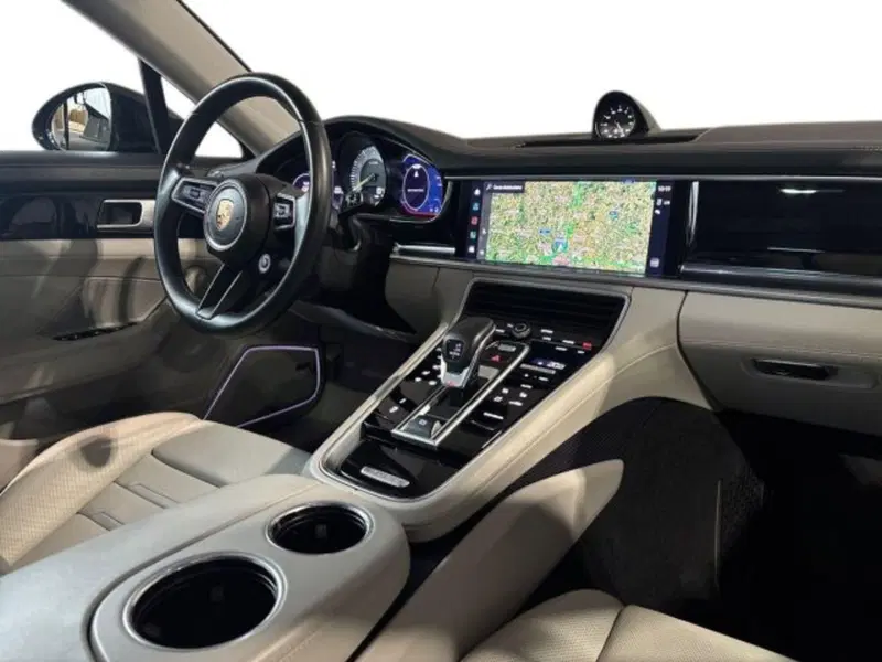 Porsche Panamera usata a Bologna (15)