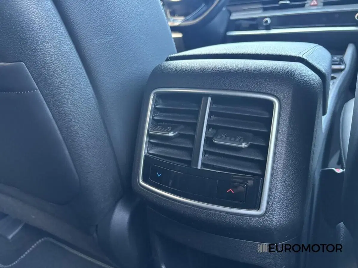 Kia Sportage usata a Bari (14)