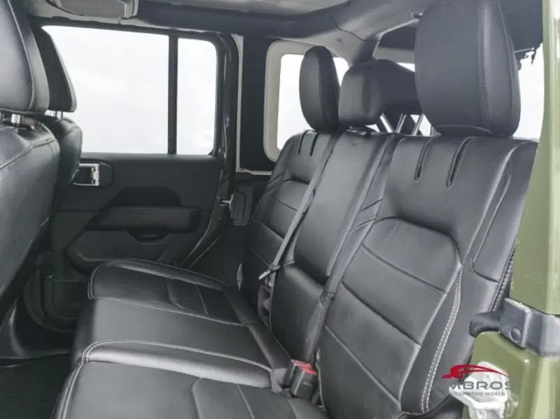 Jeep Wrangler Unlimited usata a Perugia (10)