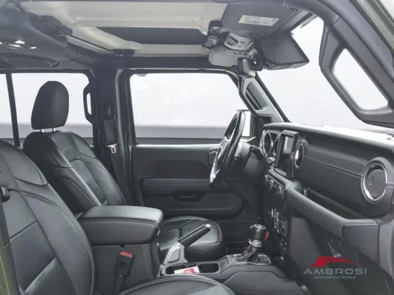 Jeep Wrangler Unlimited usata a Perugia (11)