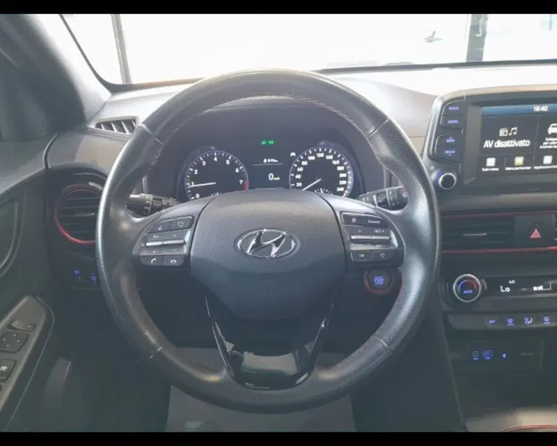Hyundai Kona usata a Bologna (9)