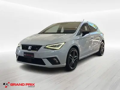 SEAT Ibiza 1.0 TGI 5 porte FR del 2021 usata a Castenaso