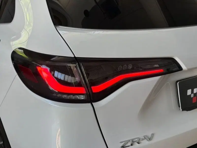Honda ZR-V usata a Bologna (8)