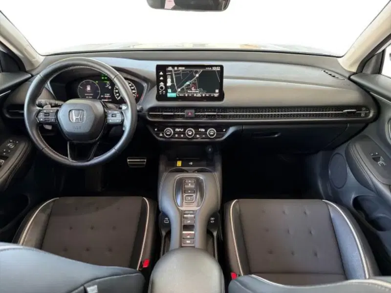Honda ZR-V usata a Bologna (9)