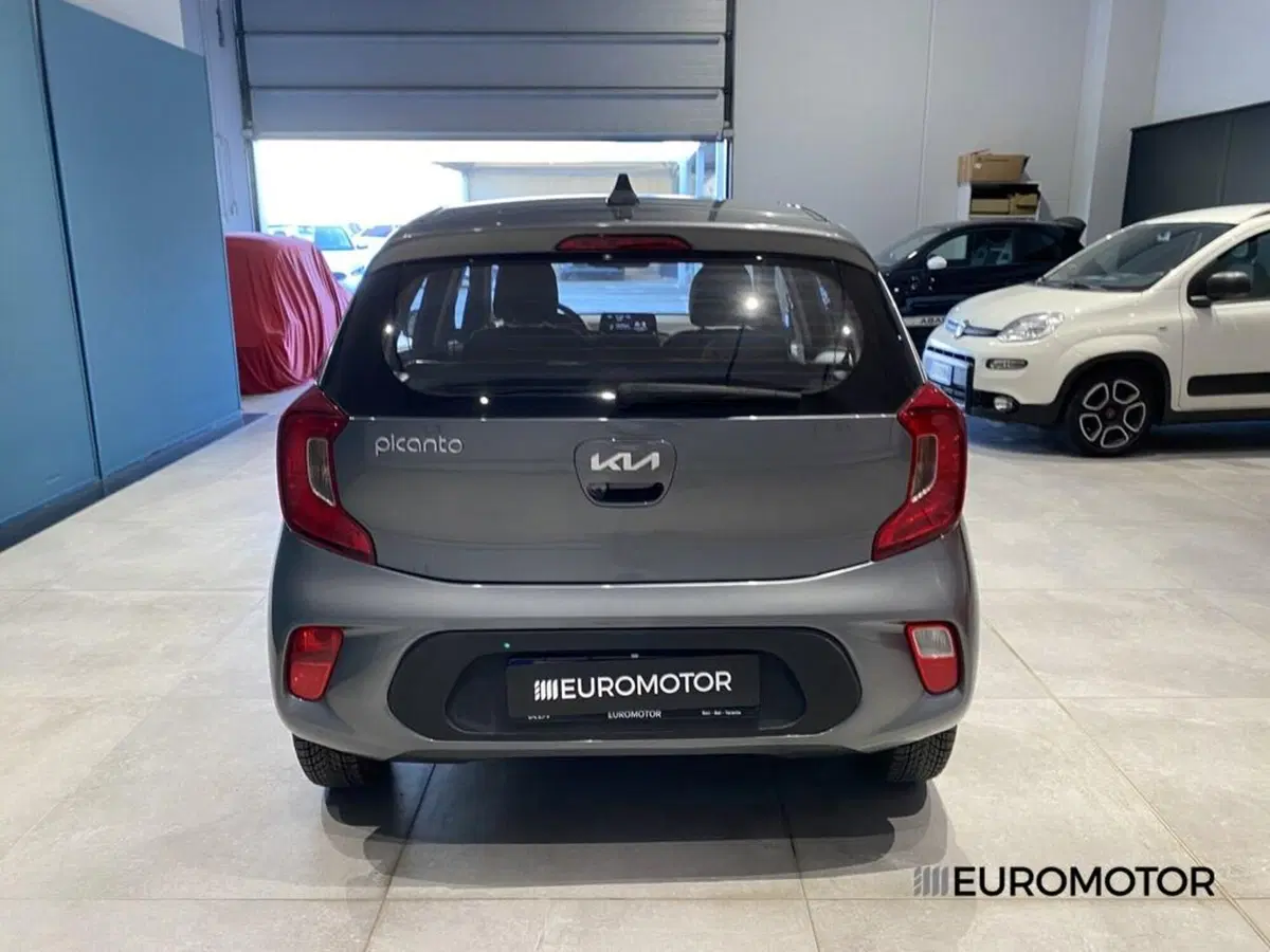 Kia Picanto usata a Bari (7)