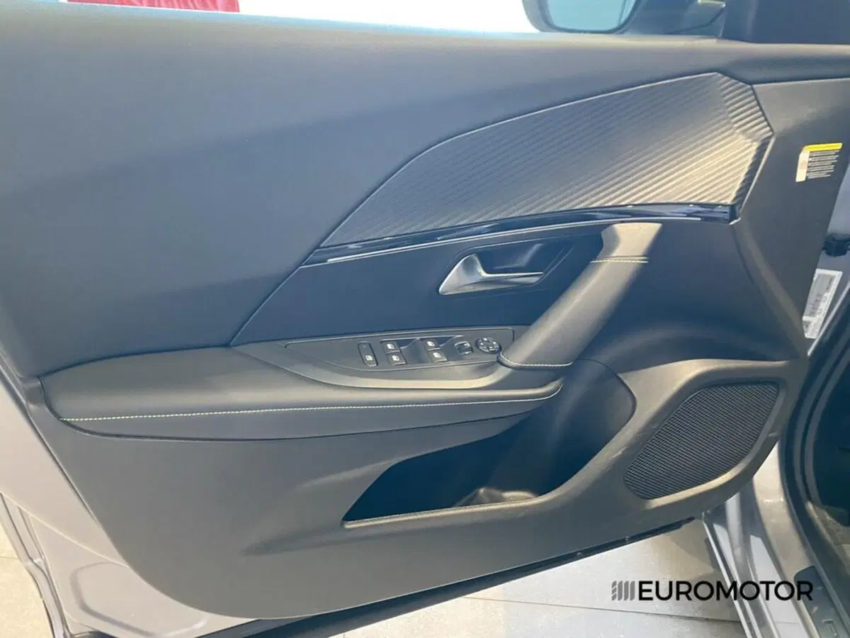 Peugeot 2008 usata a Bari (15)