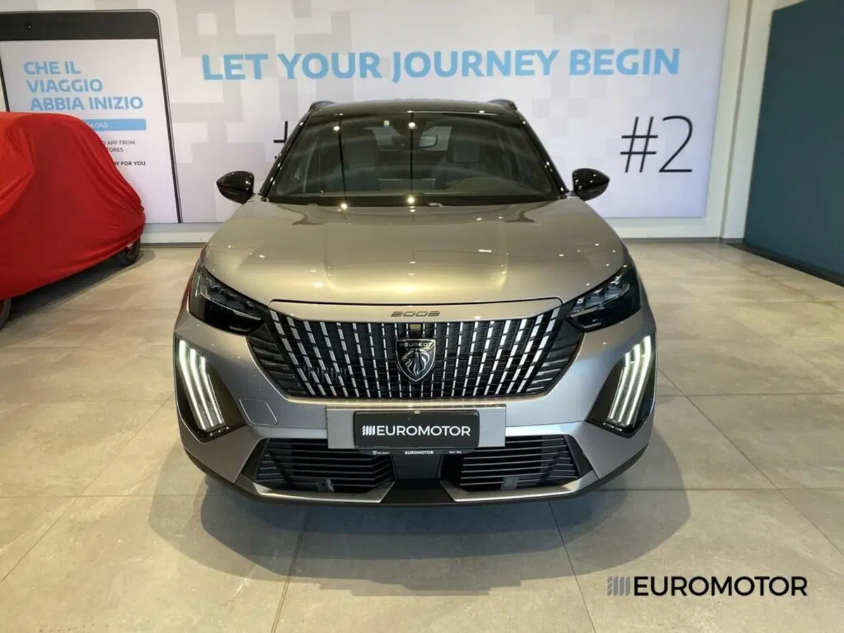 Peugeot 2008 usata a Bari (2)