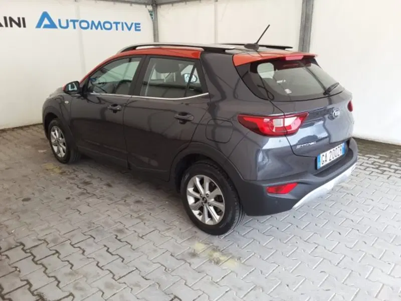 Kia Stonic usata a Firenze (11)
