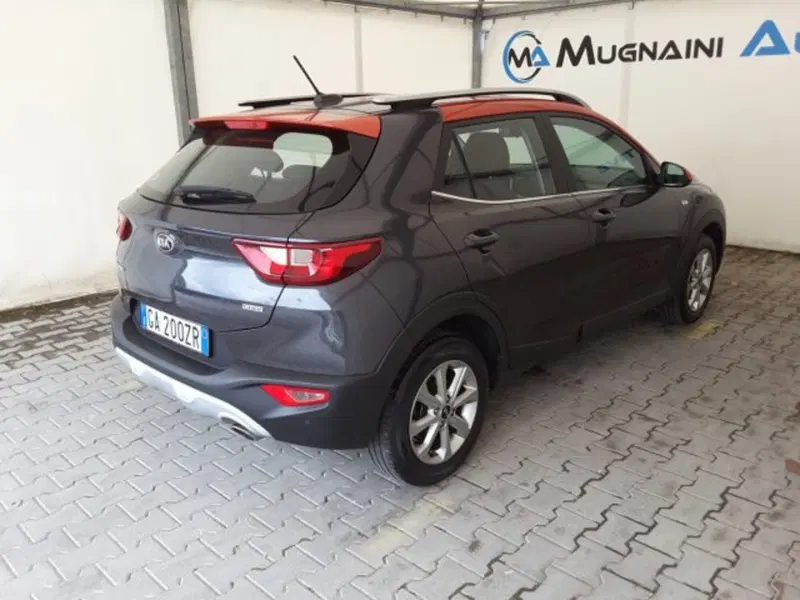 Kia Stonic usata a Firenze (13)