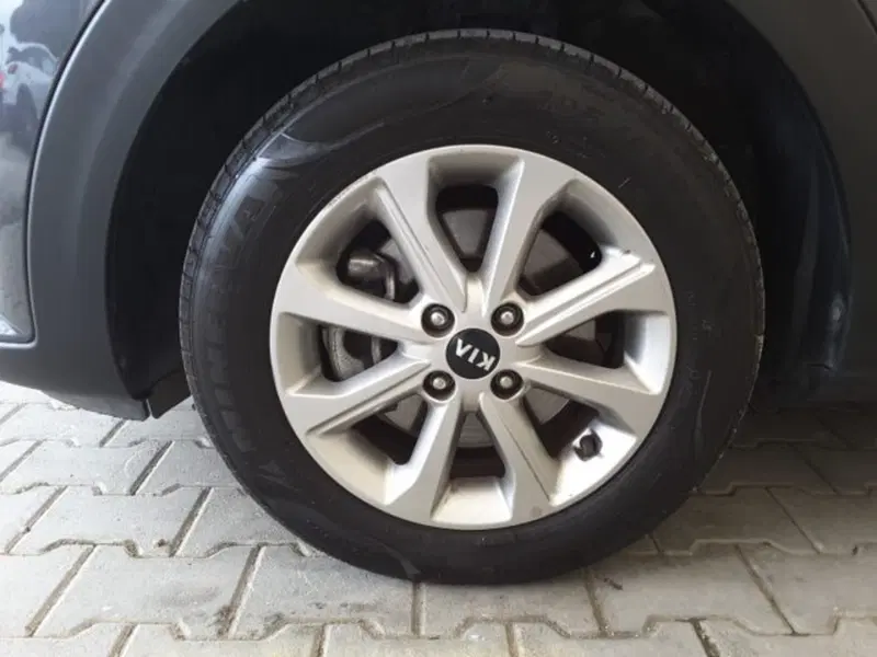 Kia Stonic usata a Firenze (4)