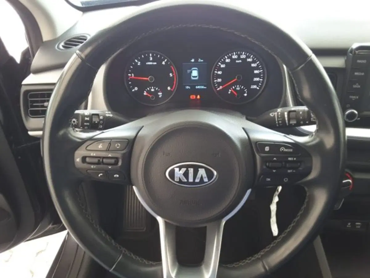 Kia Stonic usata a Firenze (7)