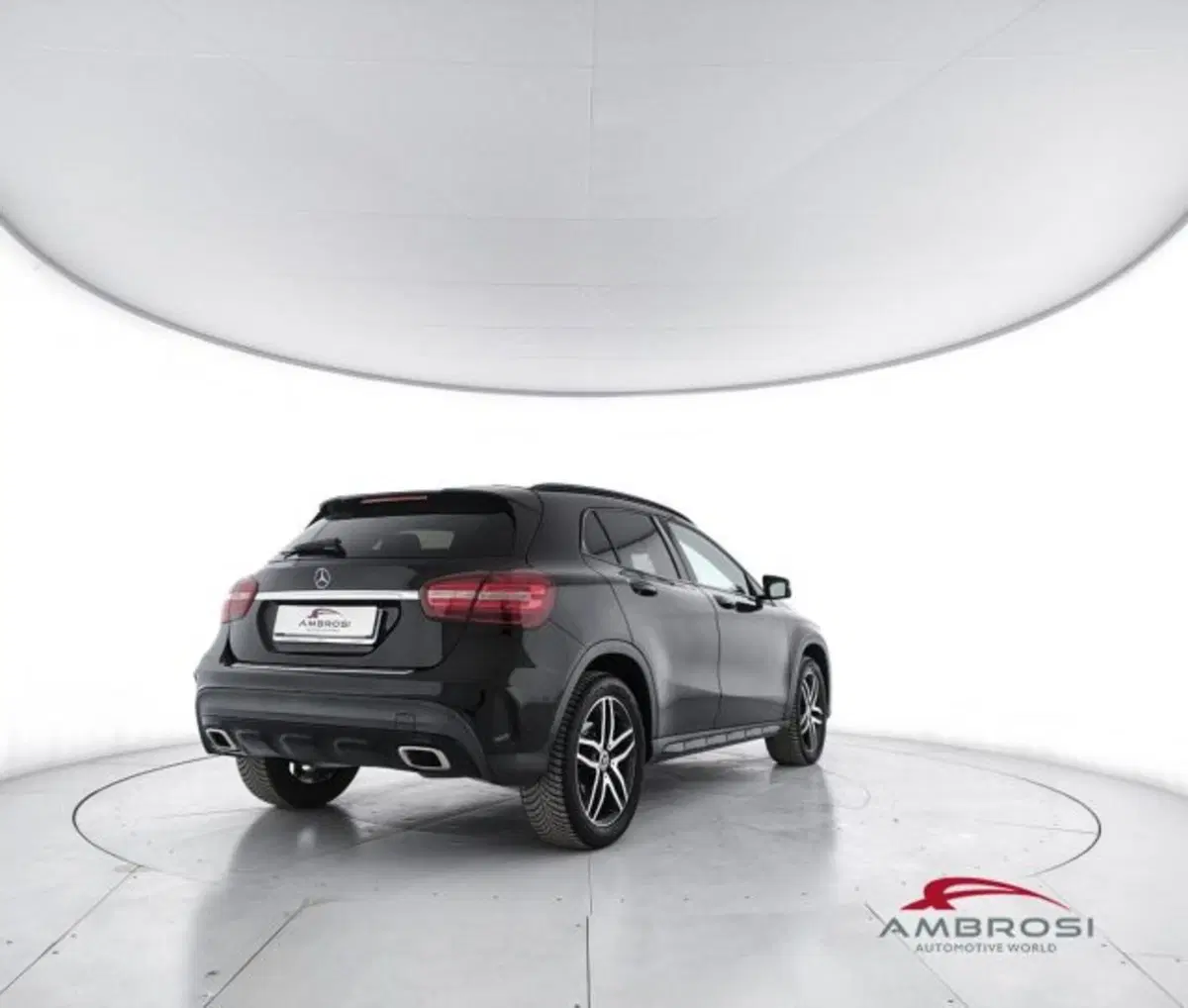 Mercedes-Benz GLA SUV usata a Perugia (3)