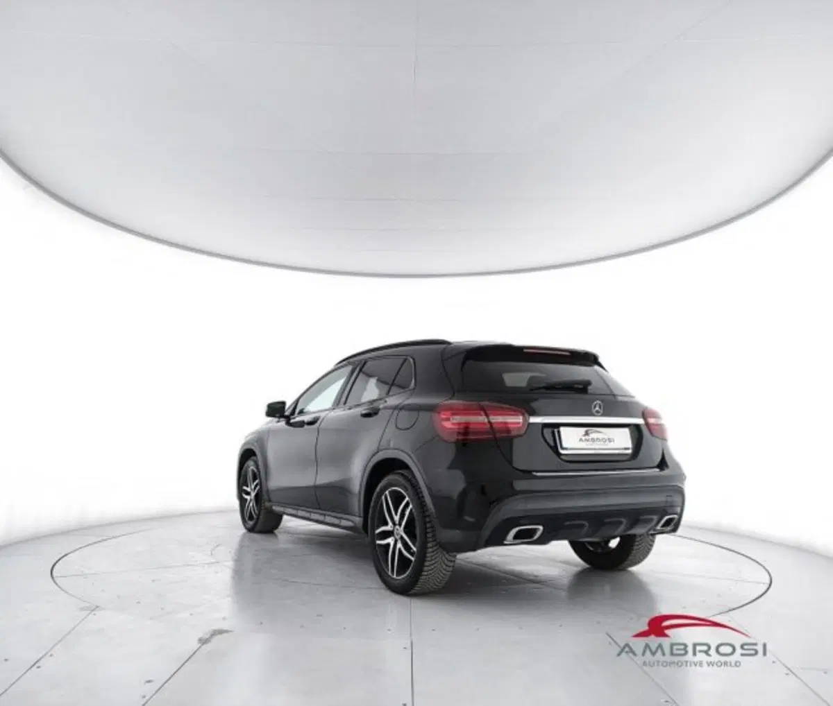 Mercedes-Benz GLA SUV usata a Perugia (4)