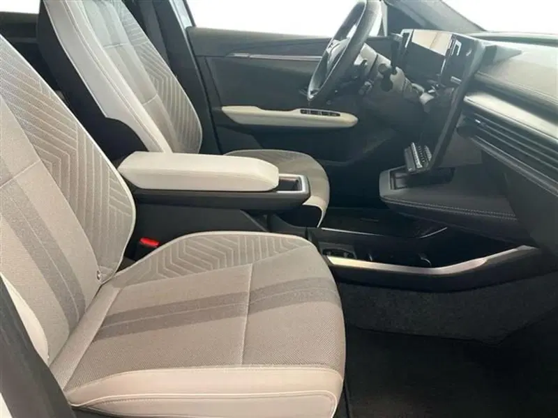 Renault Scenic E-Tech Electric usata a Como (11)