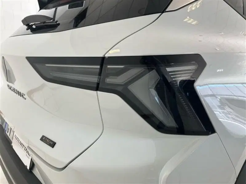 Renault Scenic E-Tech Electric usata a Como (8)