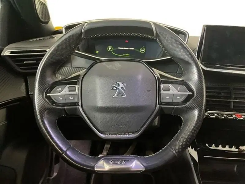 Peugeot 2008 usata a Como (17)