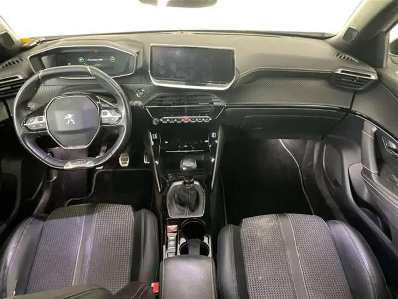 Peugeot 2008 usata a Como (9)