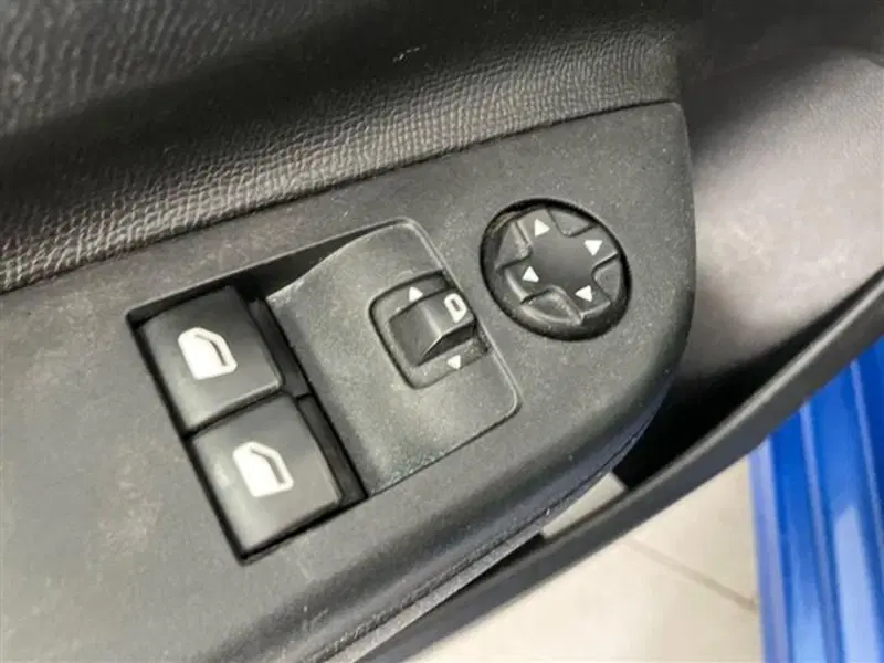 Opel Corsa usata a Como (20)