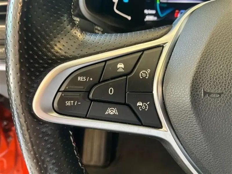 Renault Arkana usata a Como (17)