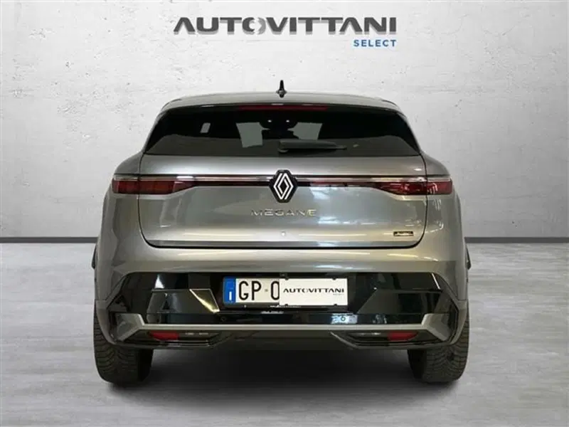 Renault Megane E-Tech Electric usata a Como (2)