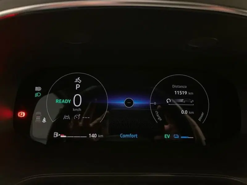 Renault Captur usata a Como (15)