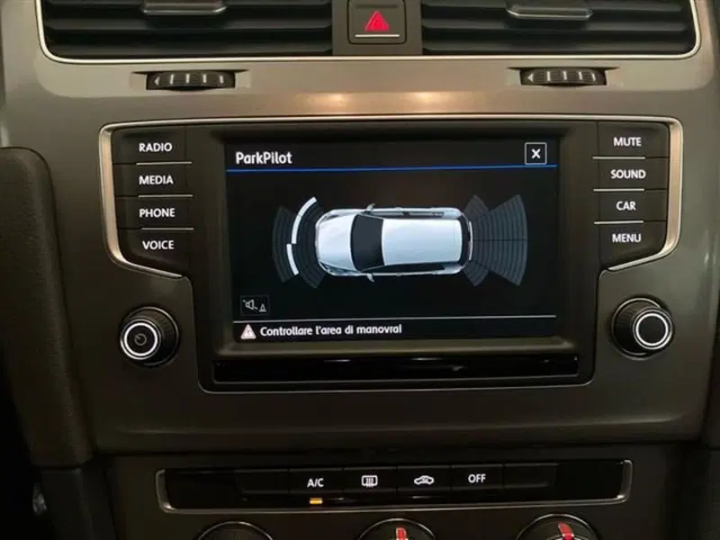 Volkswagen Golf usata a Como (14)