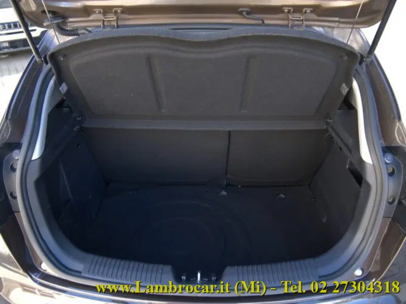 Kia Rio usata a Milano (11)