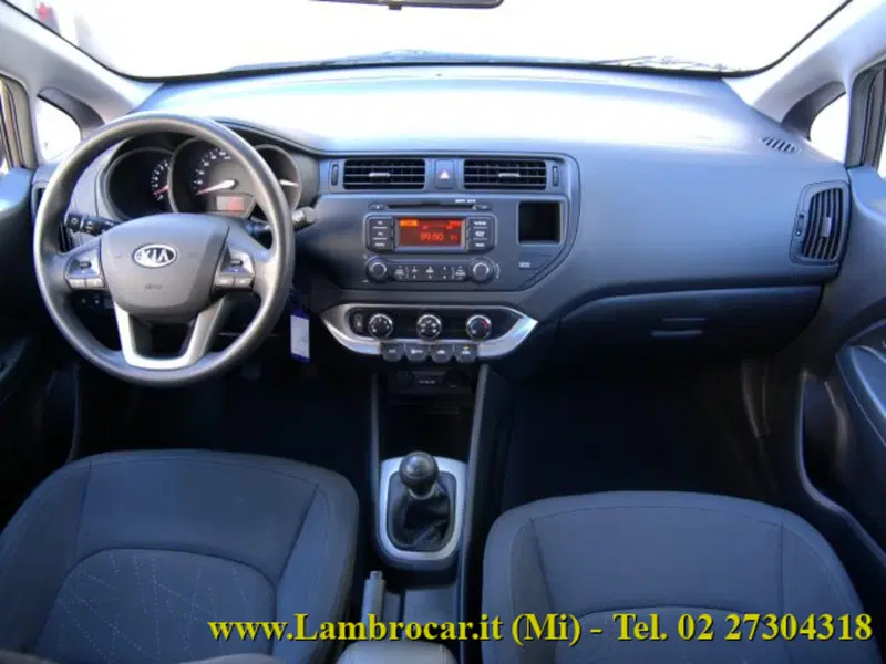 Kia Rio usata a Milano (2)