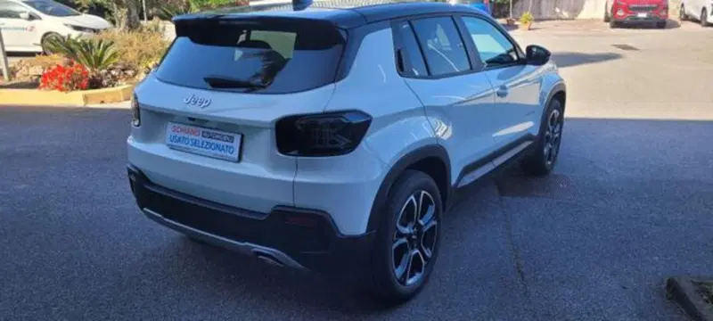 Jeep Avenger usata a Napoli (4)