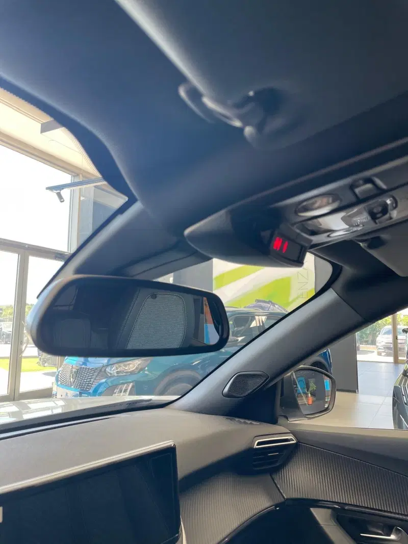 Peugeot 2008 nuova a Sassari (4)