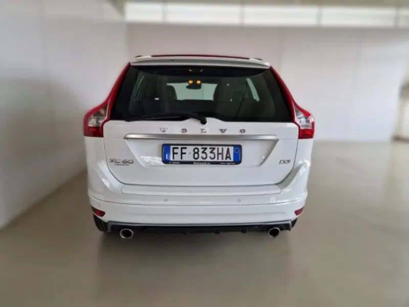 Volvo XC60 usata a Modena (8)