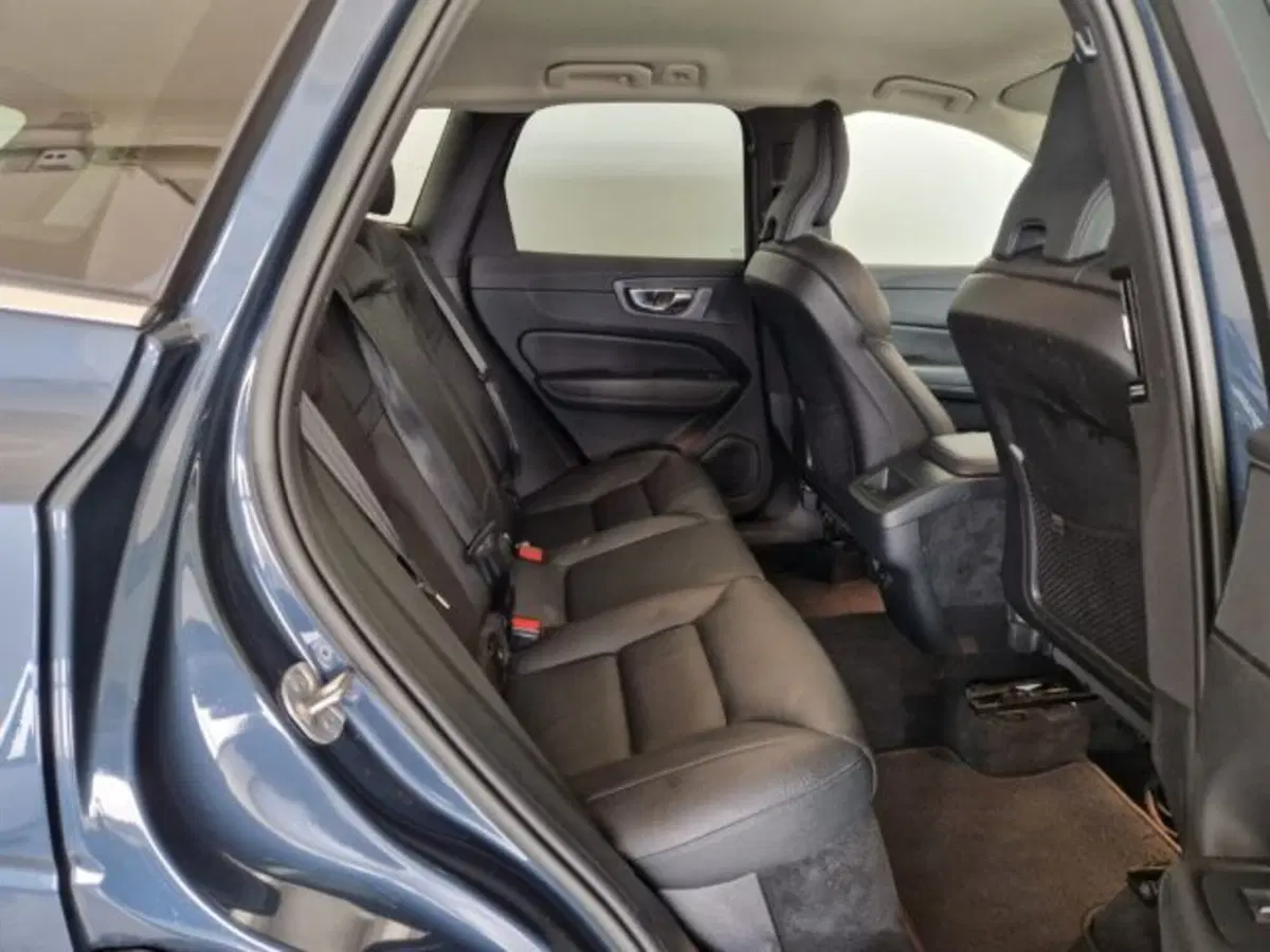 Volvo XC60 usata a Modena (6)