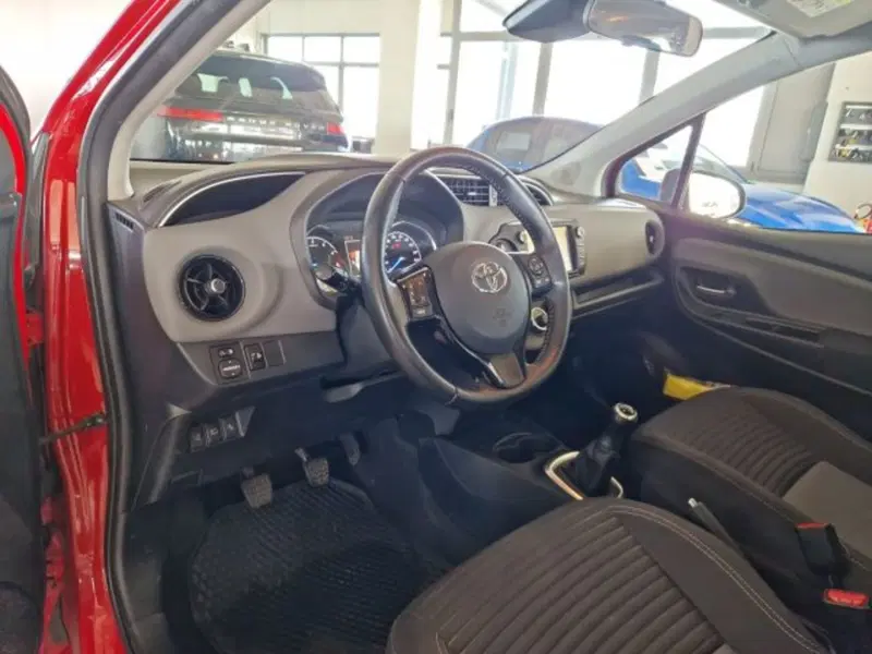 Toyota Yaris usata a Modena (13)
