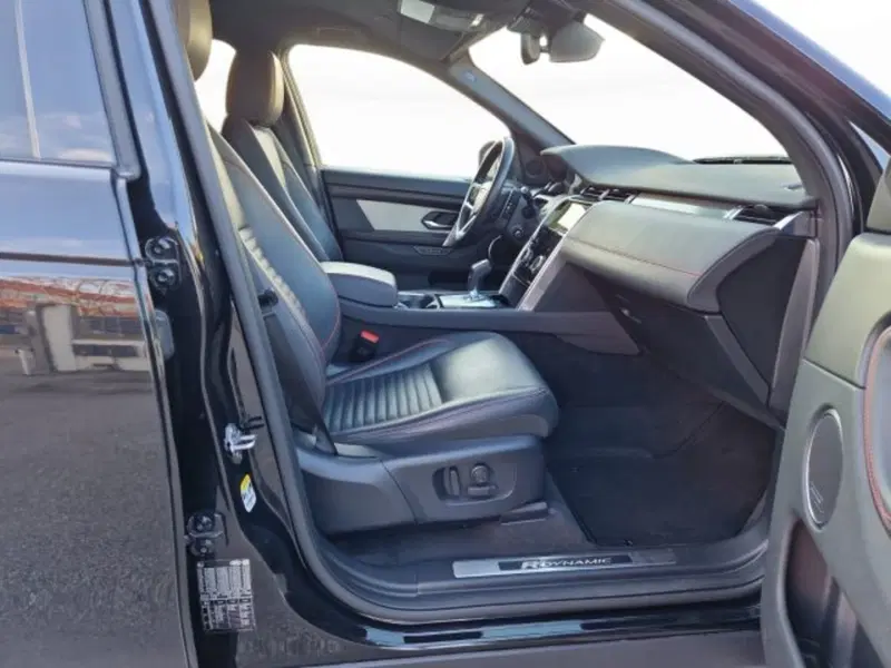 Land Rover Discovery Sport usata a Modena (3)